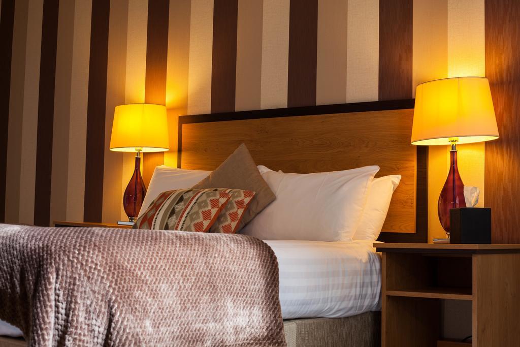 The Riverside House 3* Mildenhall