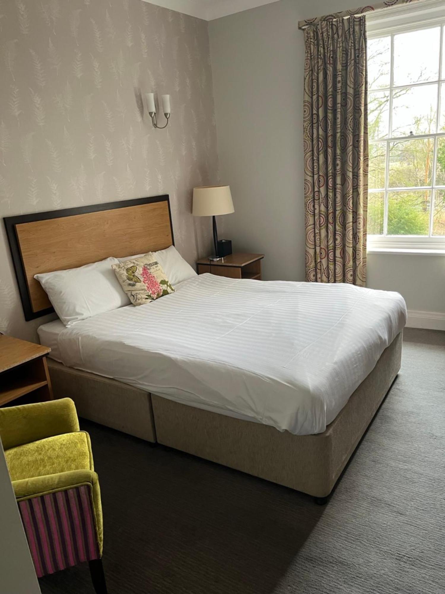 The Riverside House Отель
